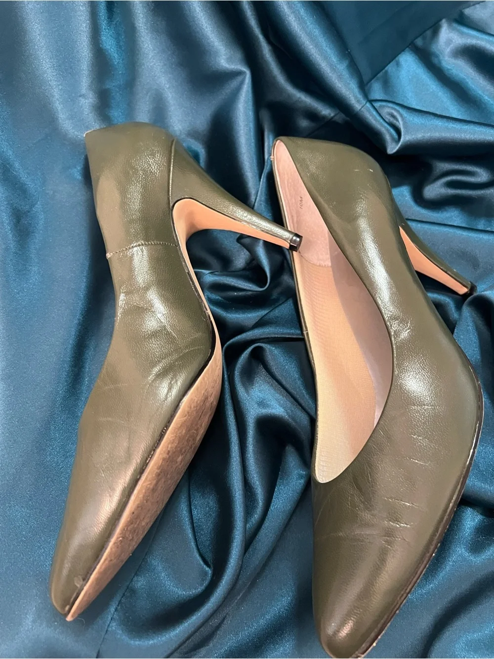 Newport News Olive Green Pointed Toe Pumps